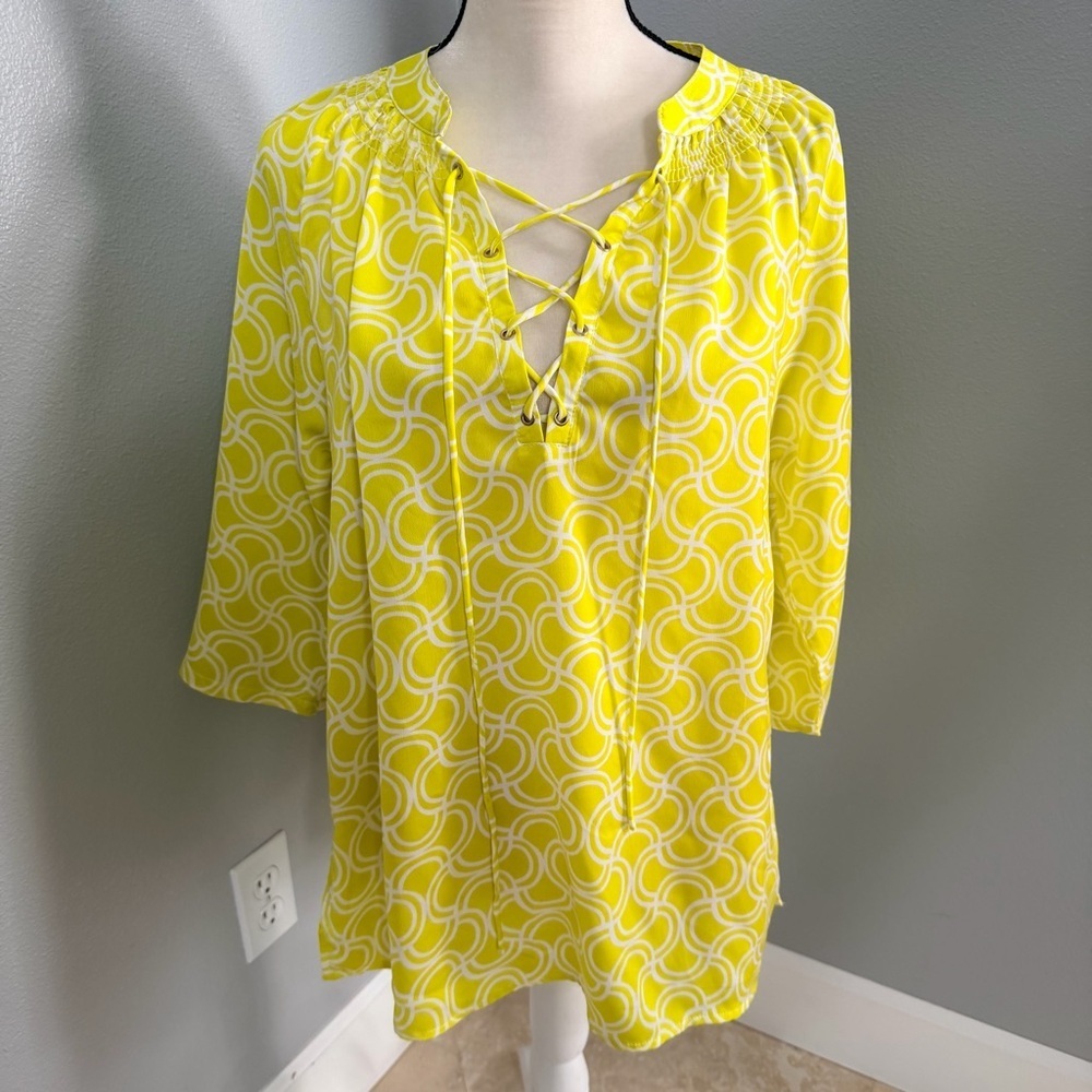 Macbeth Collection by Margaret Josephs Yellow Geometric Blouse